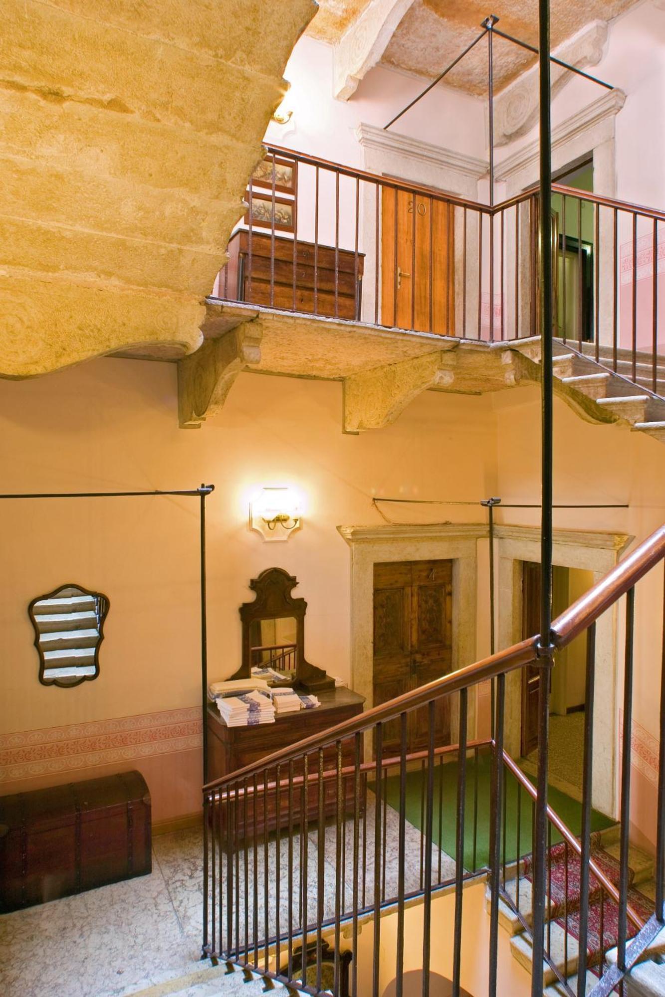 Albergo Bellavista Limone sul Garda Bagian luar foto